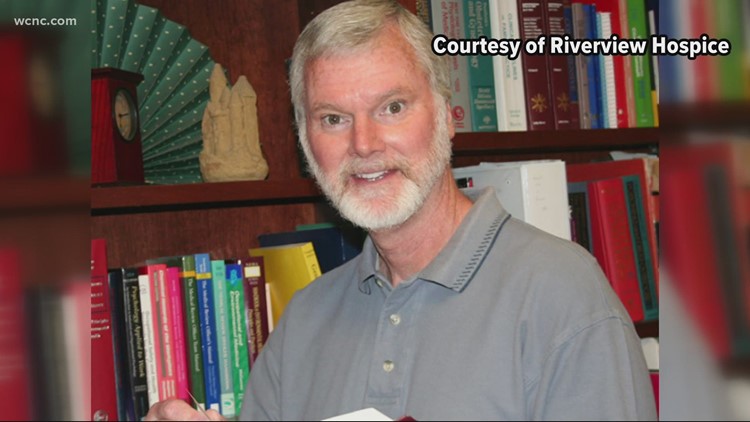 Former NFL pro killed SC doctor, family before killing himself: Source Former NFL pro killed SC doctor, family before killing himself: Source