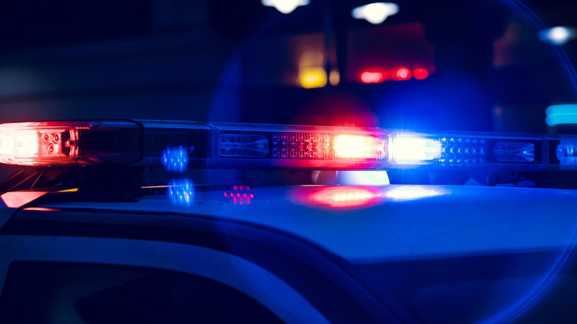 Lawsuit states that trucker in Pa. Turnpike crash that killed 5 was wearing noise-cancelling headphones - Vimarsana News