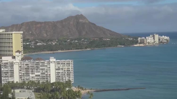 Hawaii tsunami advisory impacts Charlotte family on vacation