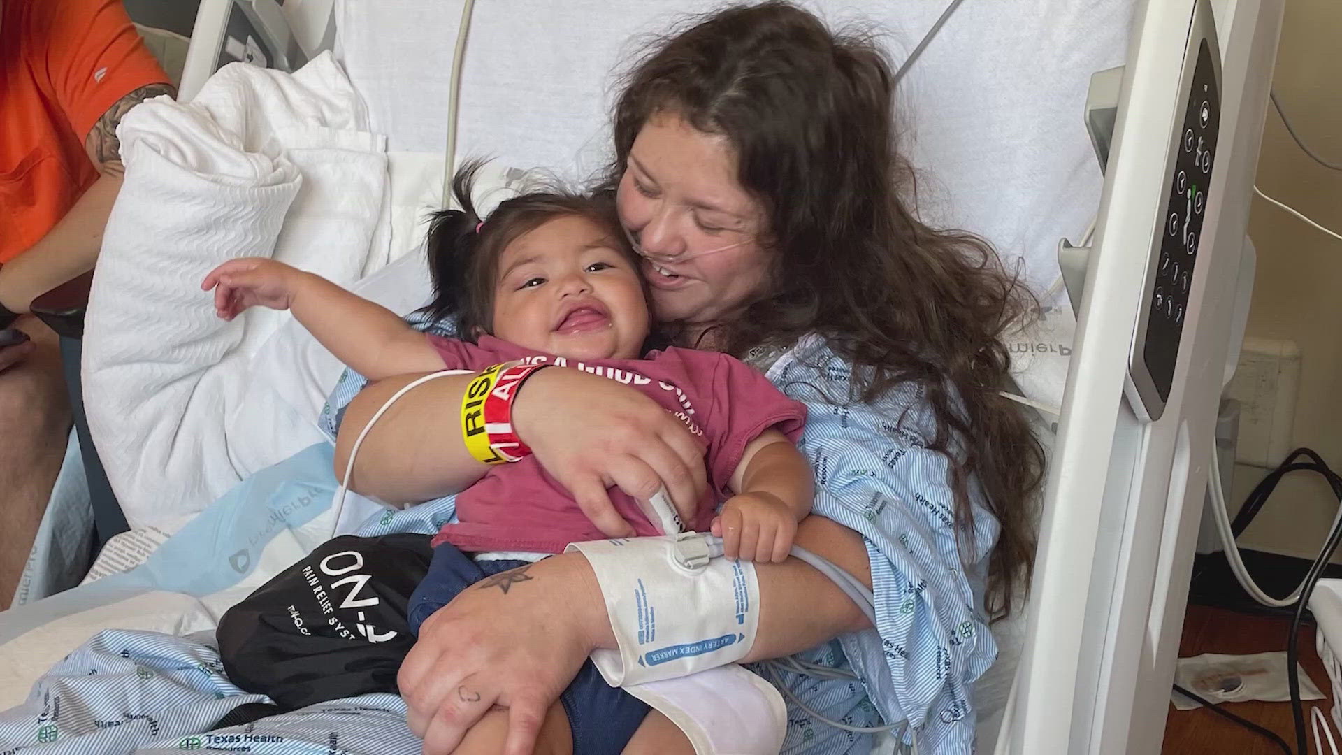 Texas mom goes home from hospital after tornado in Valley View