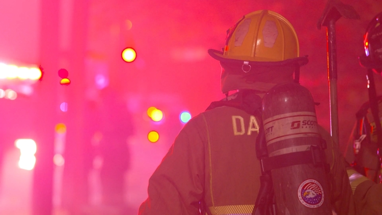 Dallas firefighters had to evacuate house while battling 4-alarm fire as flames intensified