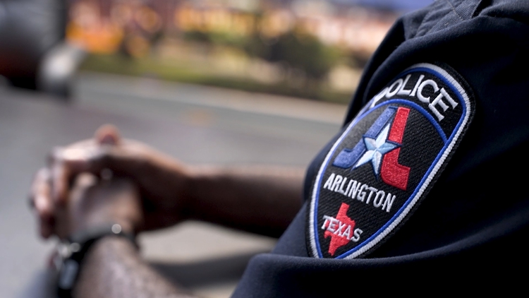 Teenage girl shot by relative in her home, Arlington police say