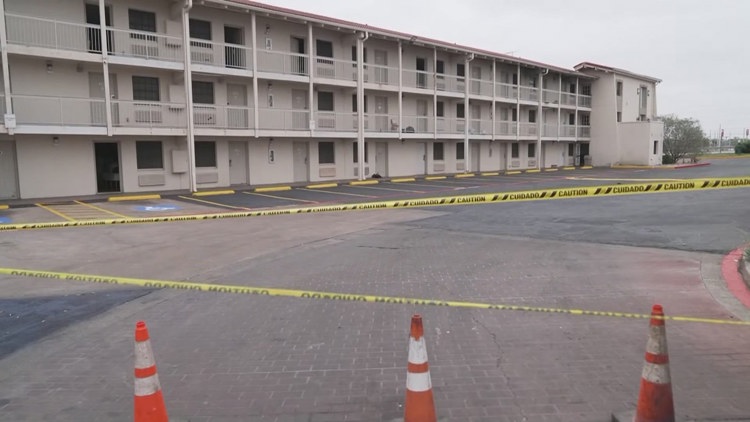 Police bodycam captures chaotic moments as officers in Texas save person from motel fire