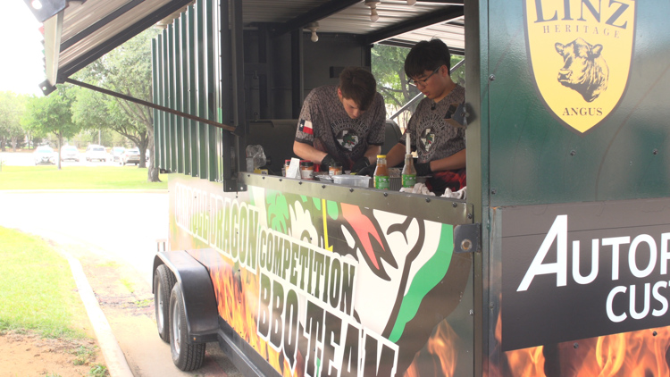 Five years after forming a team, Southlake Carroll wins state BBQ championship