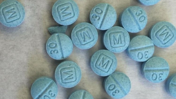 Pria ditangkap dengan sekitar 42.000 pil fentanil