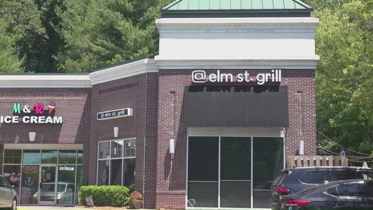 'At Elm Street Grill' to close after 15 years serving Greensboro