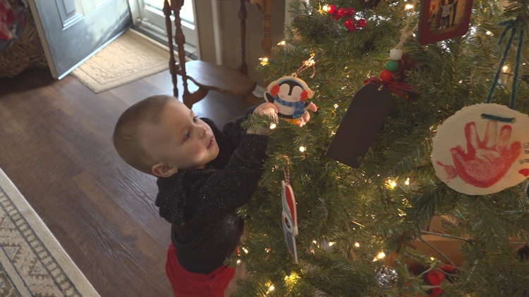 Toddler Lilah Smoot celebrates cancer-free Christmas after battling rare brain tumor