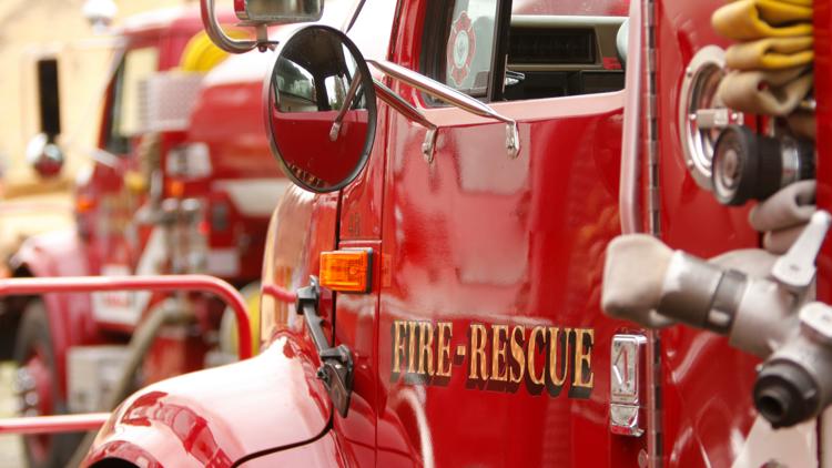 SPD: Bob Hollow Road closed due to brush fire SPD: Bob Hollow Road closed due to brush fire