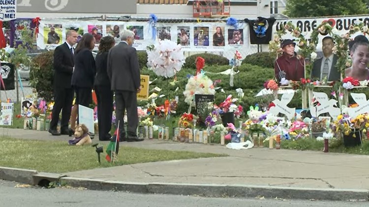 Suspect in Buffalo mass shooting now facing federal charges