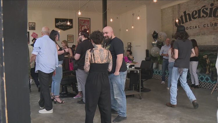West Side barbershop to close its doors after 2 years