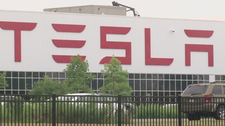 Tesla halts $500M Dojo project, Buffalo supercomputing plans in limbo