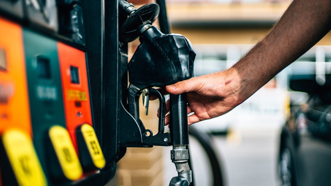 Average US price of gas drops 2 cents over 2 weeks, to $3.46