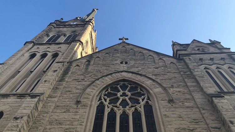 Declining number of priests forces Archdiocese of Louisville to share pastors Declining number of priests forces Archdiocese of Louisville to share pastors