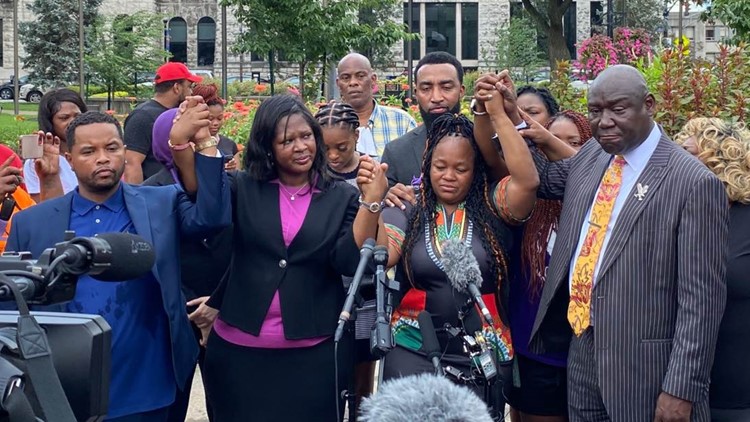 'This is a historic day': Breonna Taylor's family and lawyers comment on the DOJ charges against officers