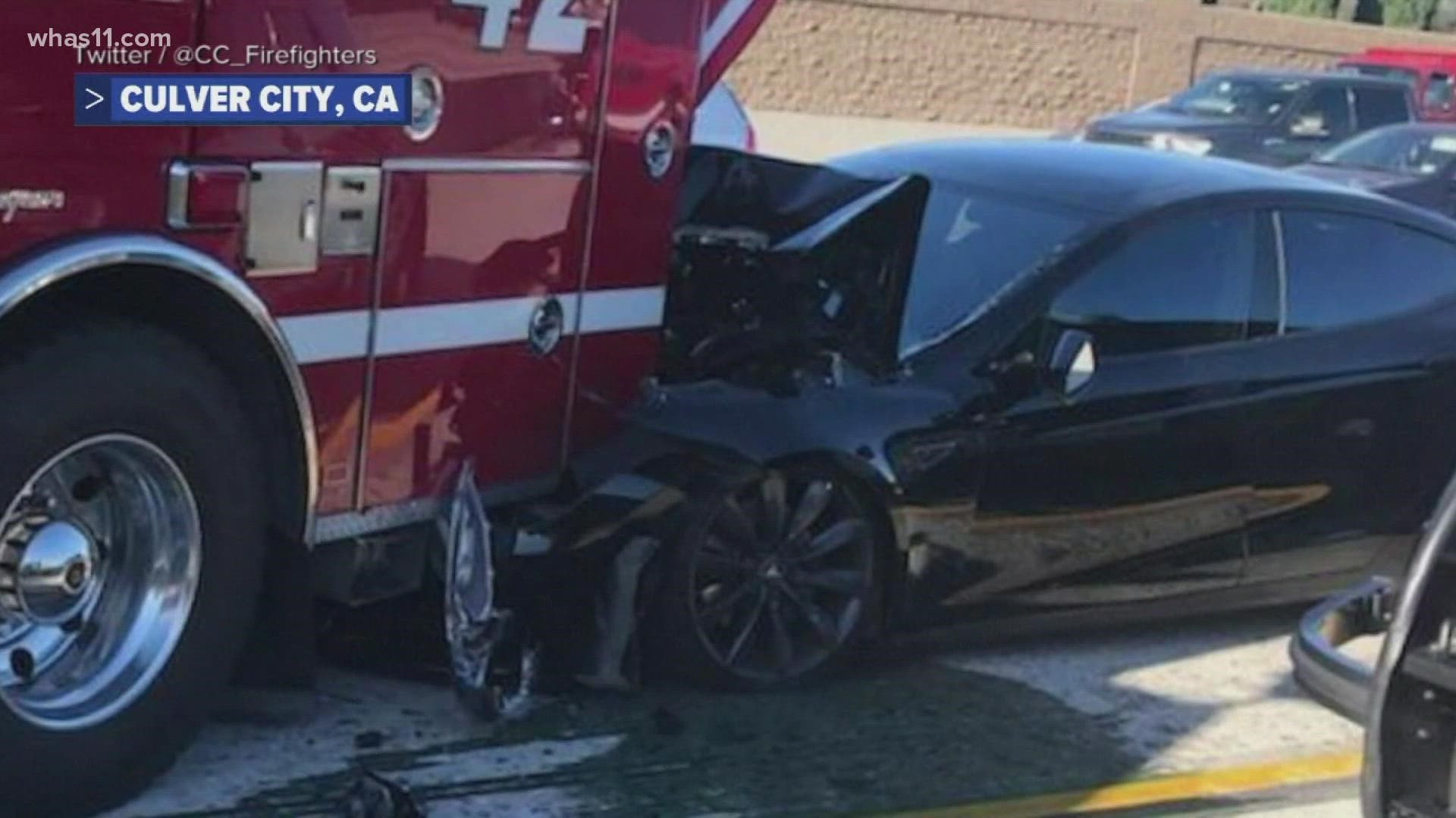 Tesla on partial autopilot hits cop car | weareiowa.com