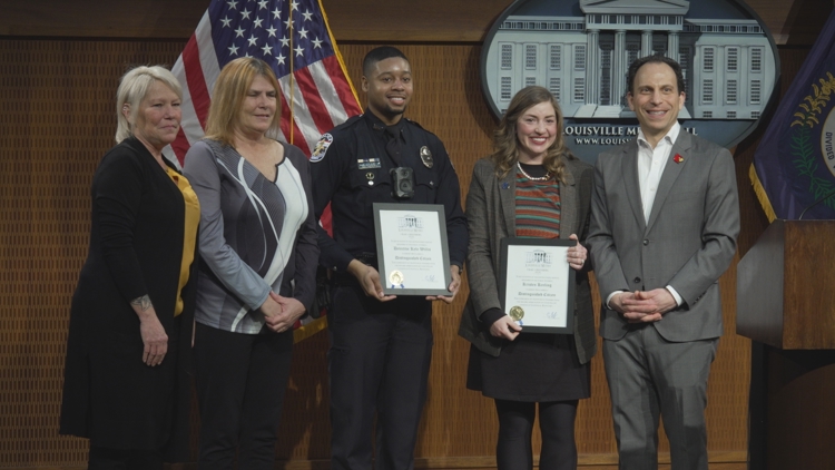 Clark Memorial Bridge heroes honored with Distinguished Citizen Award