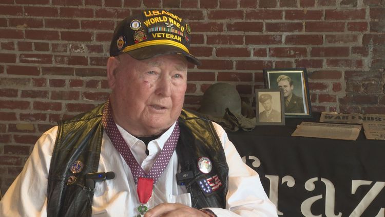 WWII veteran on mission to receive Purple Heart before his 100th birthday