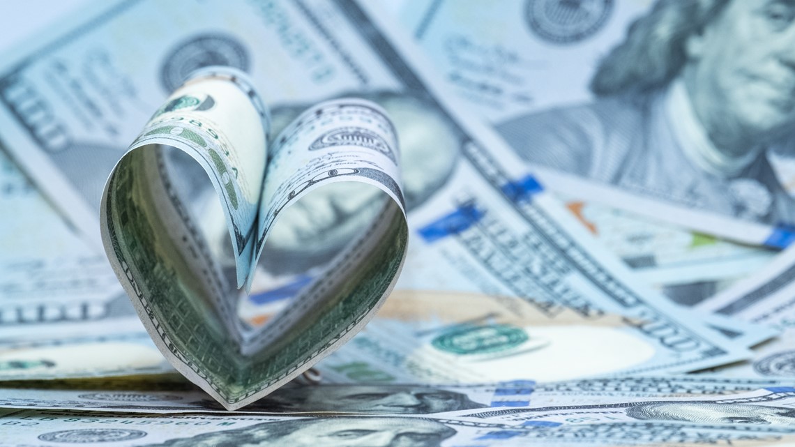 Kentucky couple wins $1 million days before wedding anniversary - Vimarsana News
