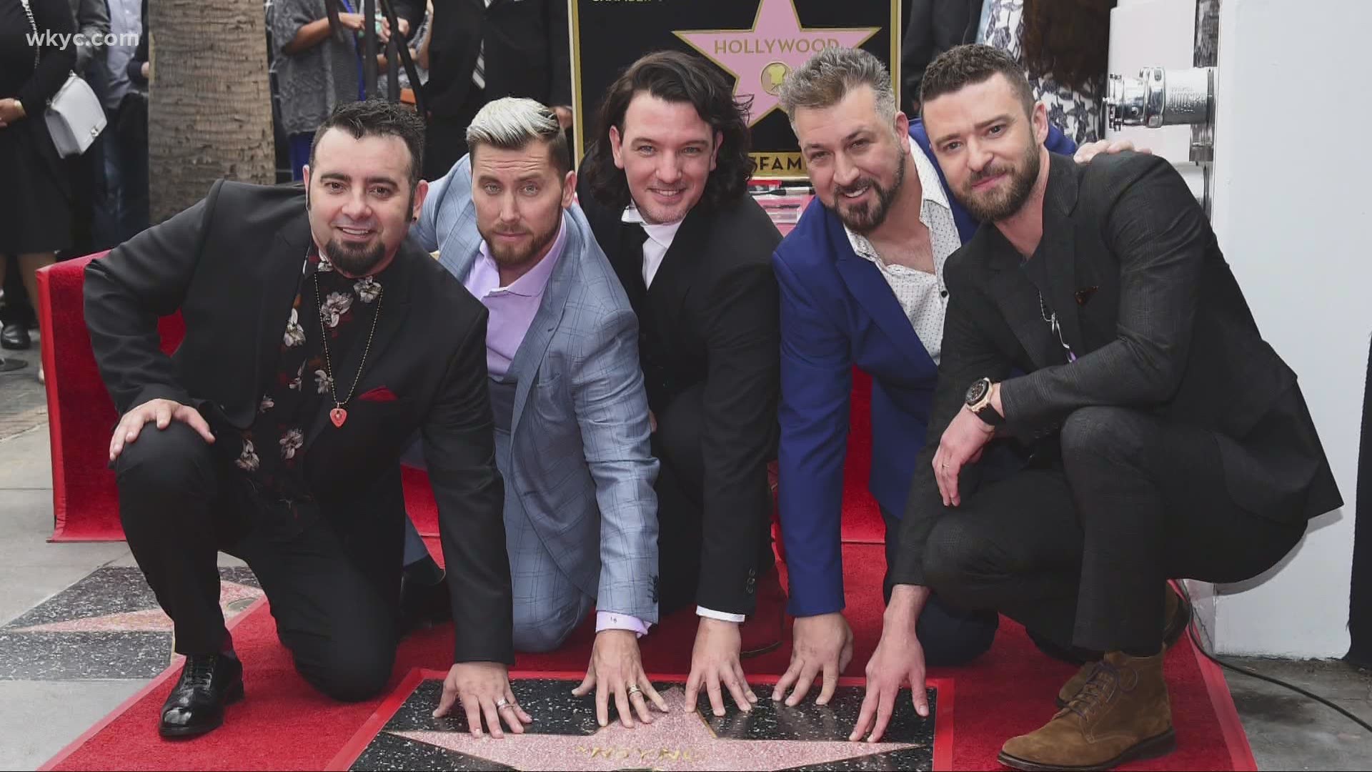 Members of Boy bands, NSYNC and the backstreet boys made some of their fans very happy over the weekend.