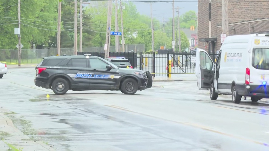 5 Cleveland officers injured after suspect opens fire during East Side shooting investigation; officer fires back during chase