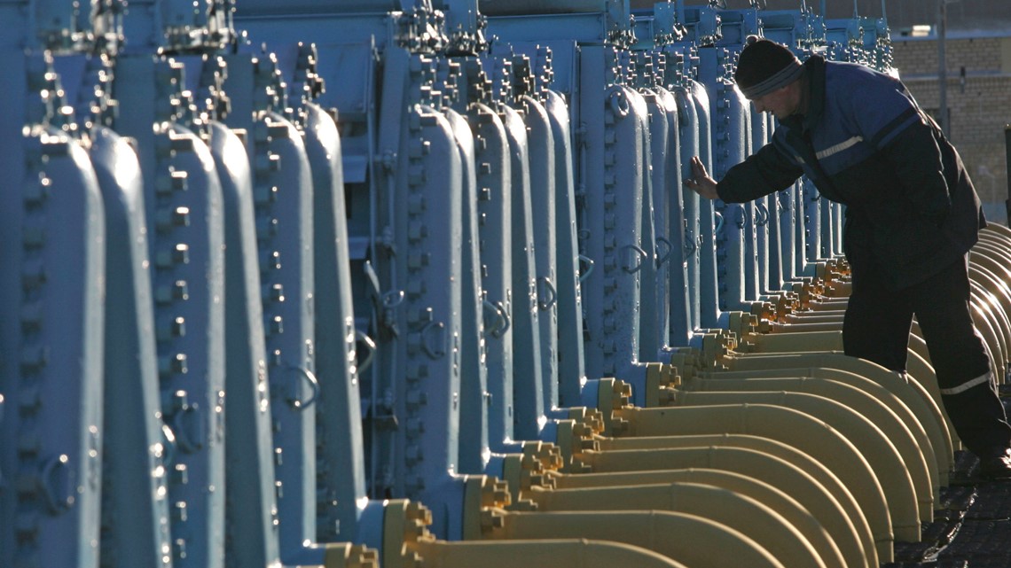 Russia cuts off Poland, Bulgaria from natural gas pipeline | wnep.com