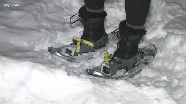 c6e79f91 5b96 474e 99c8 https://rexweyler.com/need-exercise-in-the-winter-try-snowshoeing-in-geauga-county-2/