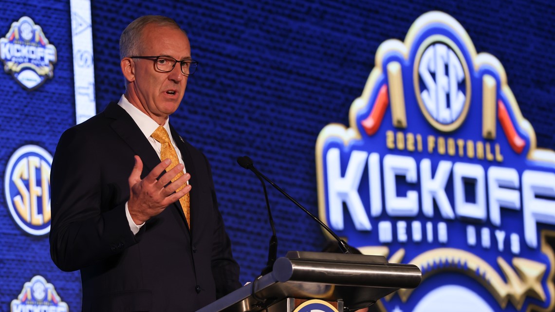 Greg Sankey to remain SEC commissioner through 2028 after agreeing to  contract extension 