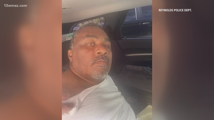 Convicted murderer who tortured 3 men freed by mistake in Miami, captured in Georgia; councilwoman charged