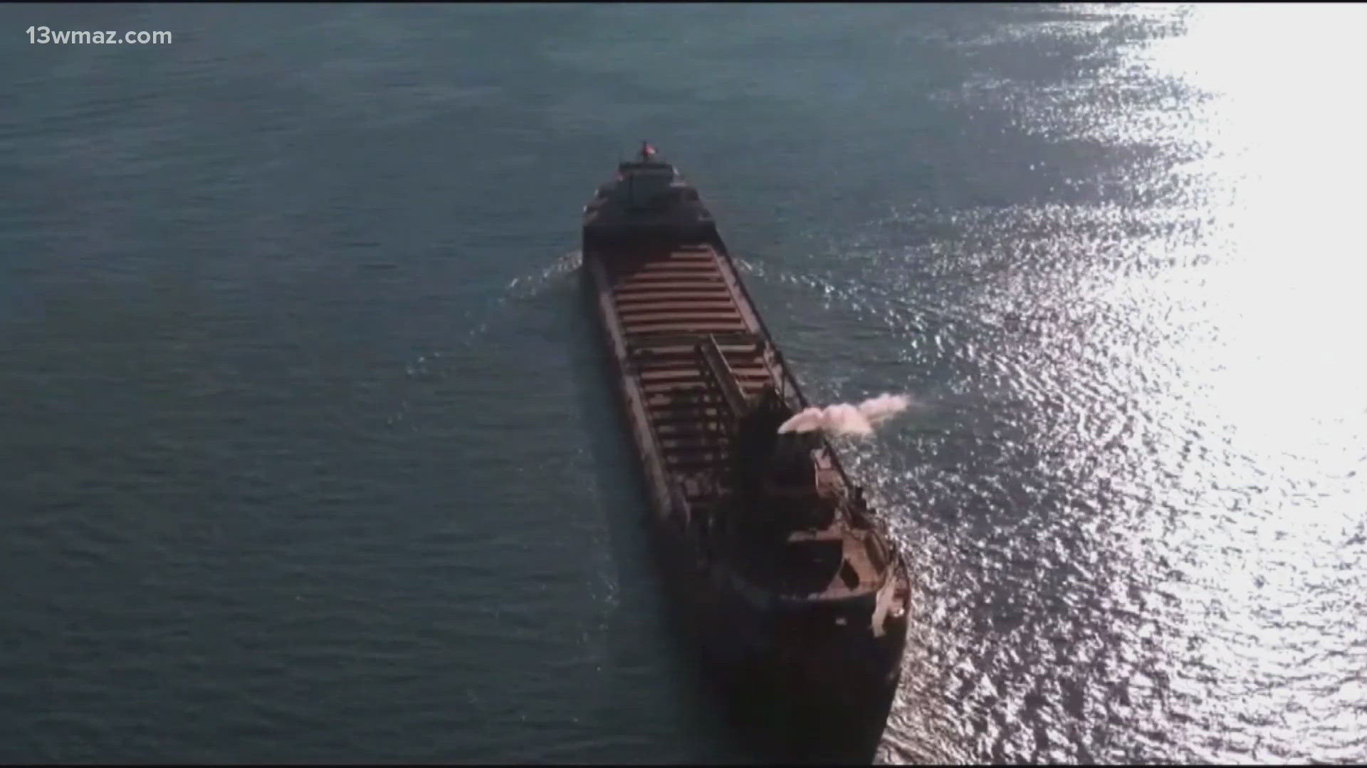 Report: Iran laying mines in Strait of Hormuz, shutting down trading ...