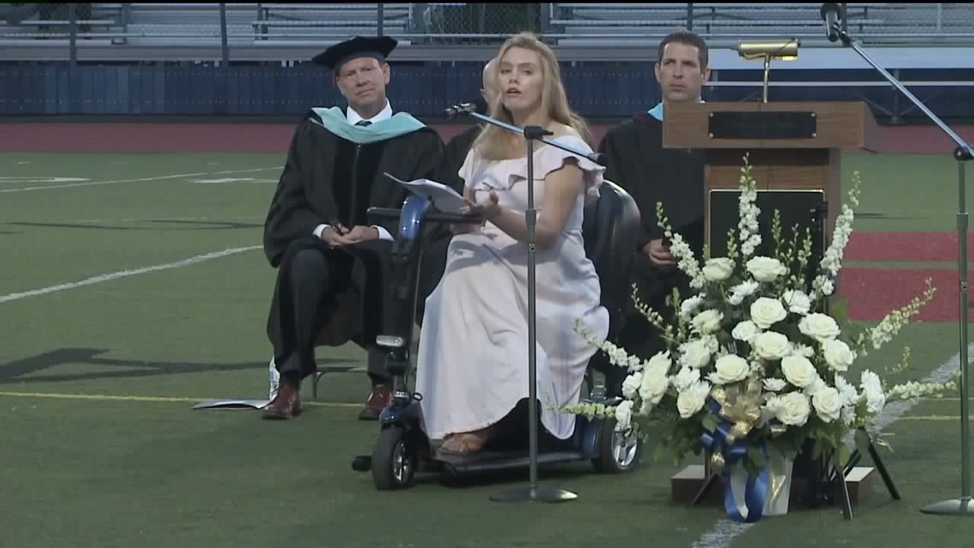 Wheelchair User, Broadway Actress Brings Star Power to Alma Mater`s Graduation