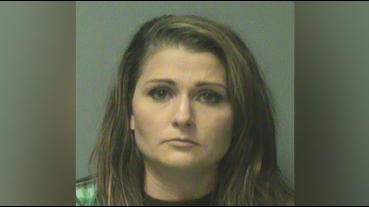 Iowa Mom Left 4 Young Kids Home Alone And Went To Europe On Vacation ...