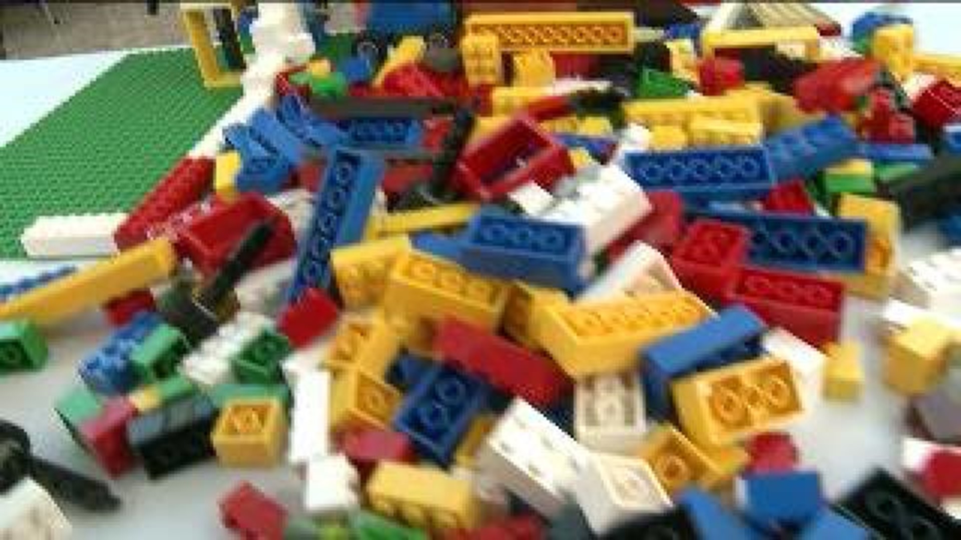 Kids Show off Lego Skills at the Mall at Steamtown