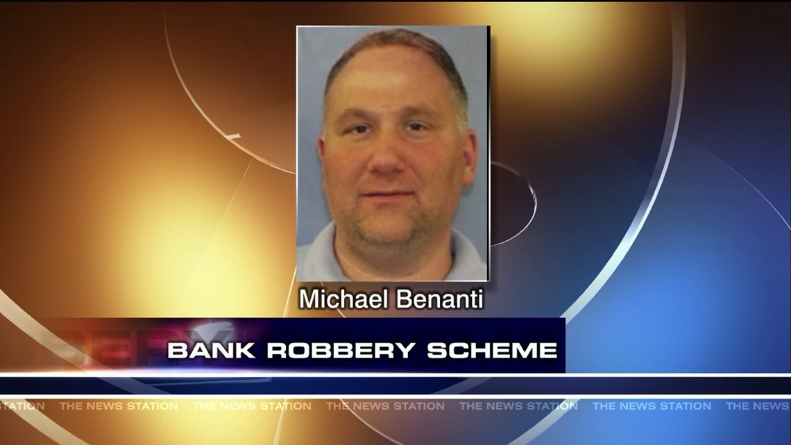 Man Pleads Guilty To Bank Robberies 4626