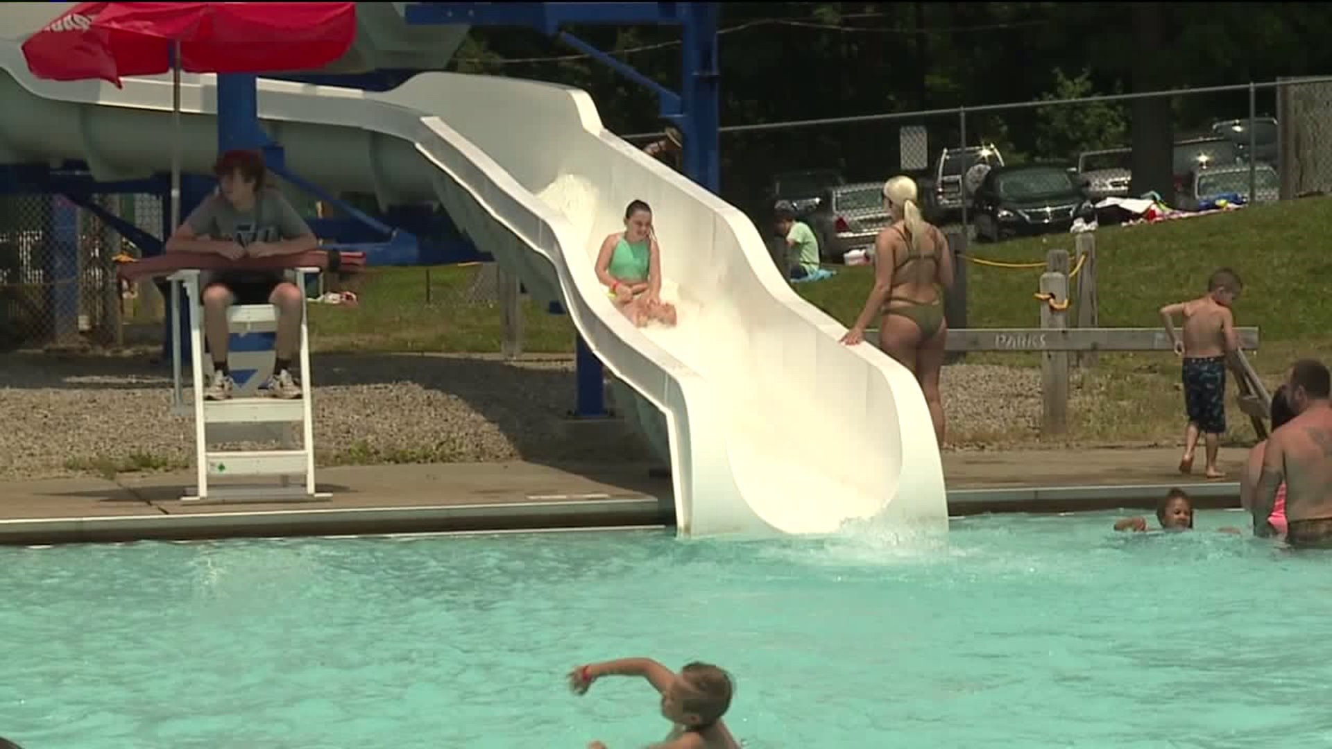 Nay Aug Park Pool Popular on Hot Day