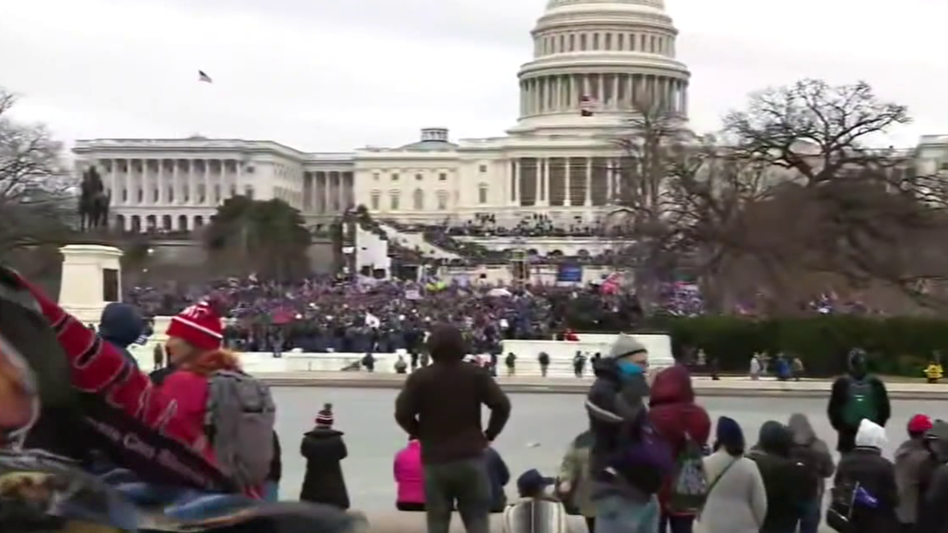 Featured image of post Inauguration Day 2021 Photos / Trump&#039;s inauguration in 2017, crowds in washington damaged storefronts, threw rocks and inauguration day will be all the more important this year, as mr.