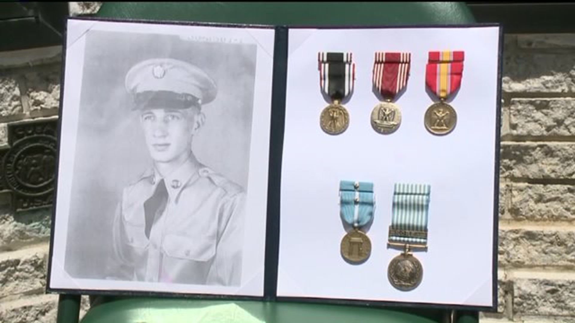 Soldier Receives Bronze Star Years After Death