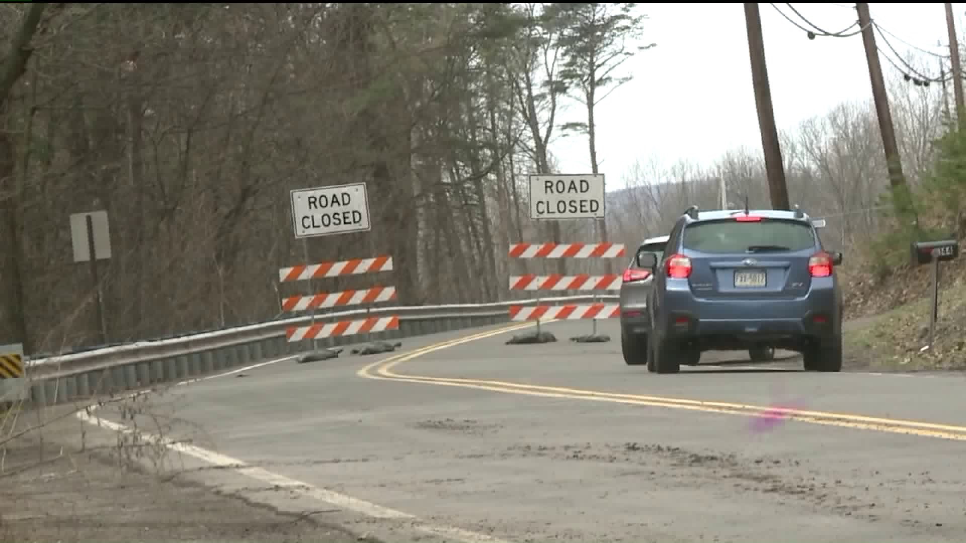 Middle Road Closed in Luzerne County