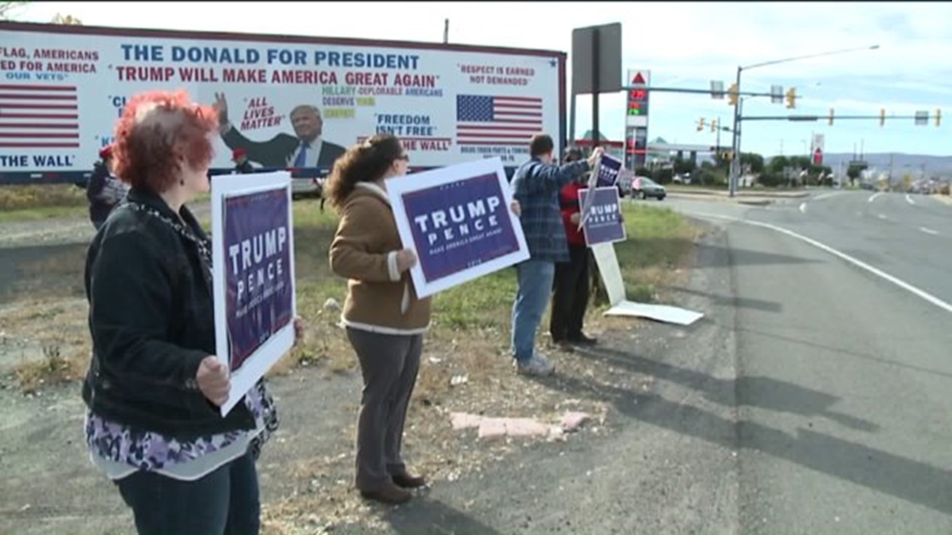 Trump Supporters Rally Around 'Trump Truck'