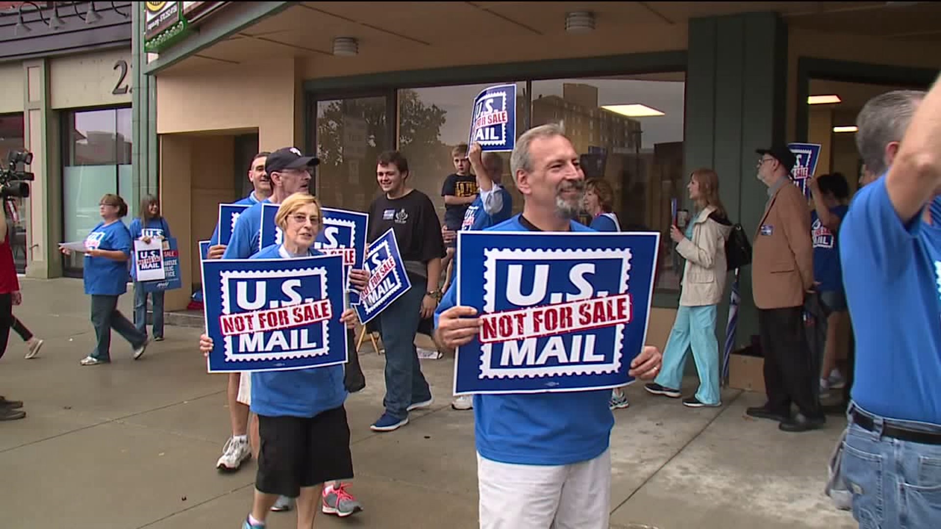 Postal Workers Protest Privatization