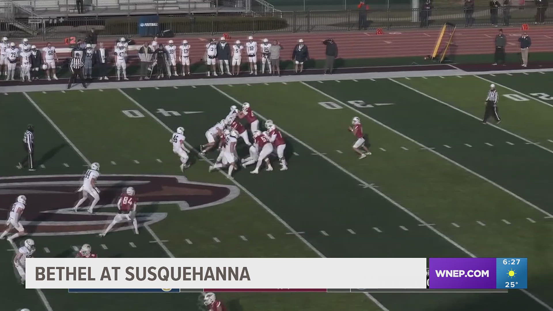 The Susquehanna Riverhawks survive and advance past Bethel in the NCAA Division III Quarterfinal. A wacky last second ending gives the River Hawks a 24-21 victory.