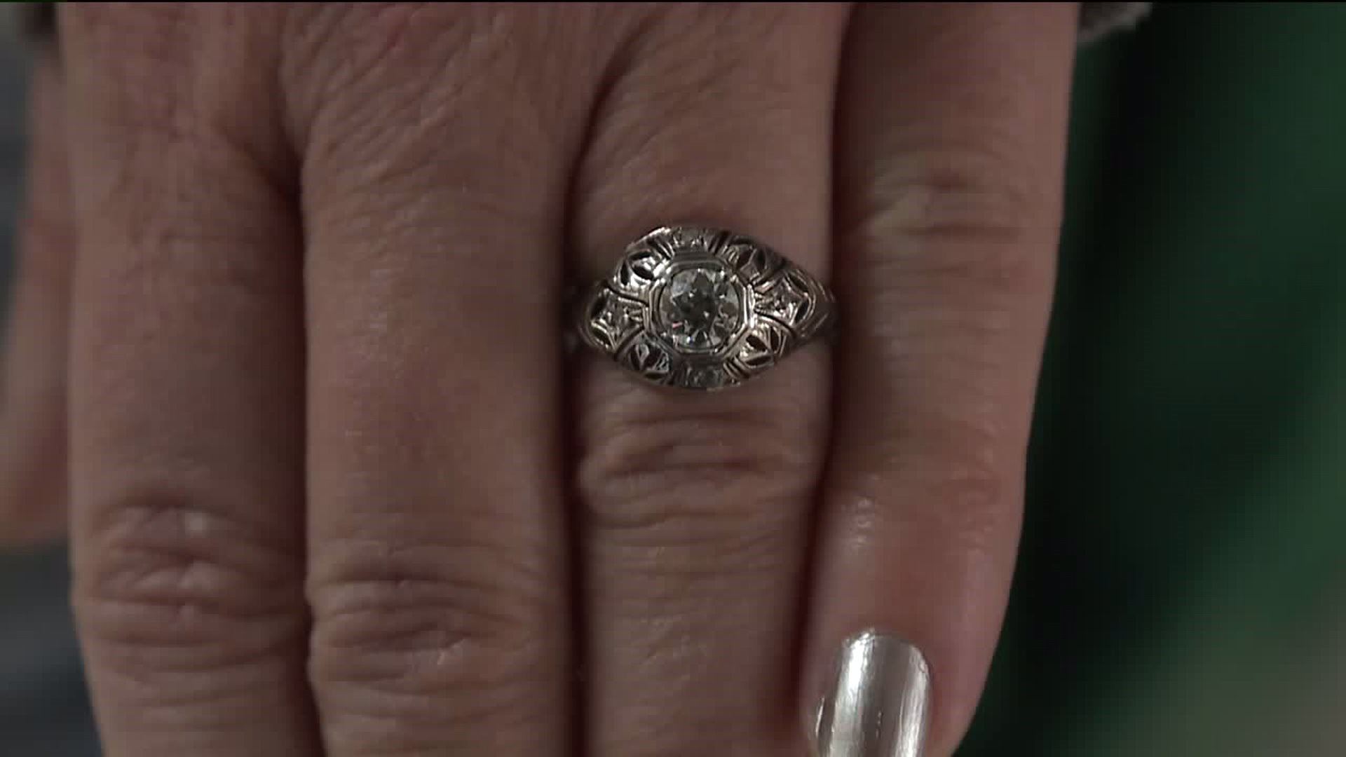 Couple Gets Engaged After Finding Ring at Antique Show in Bloomsburg