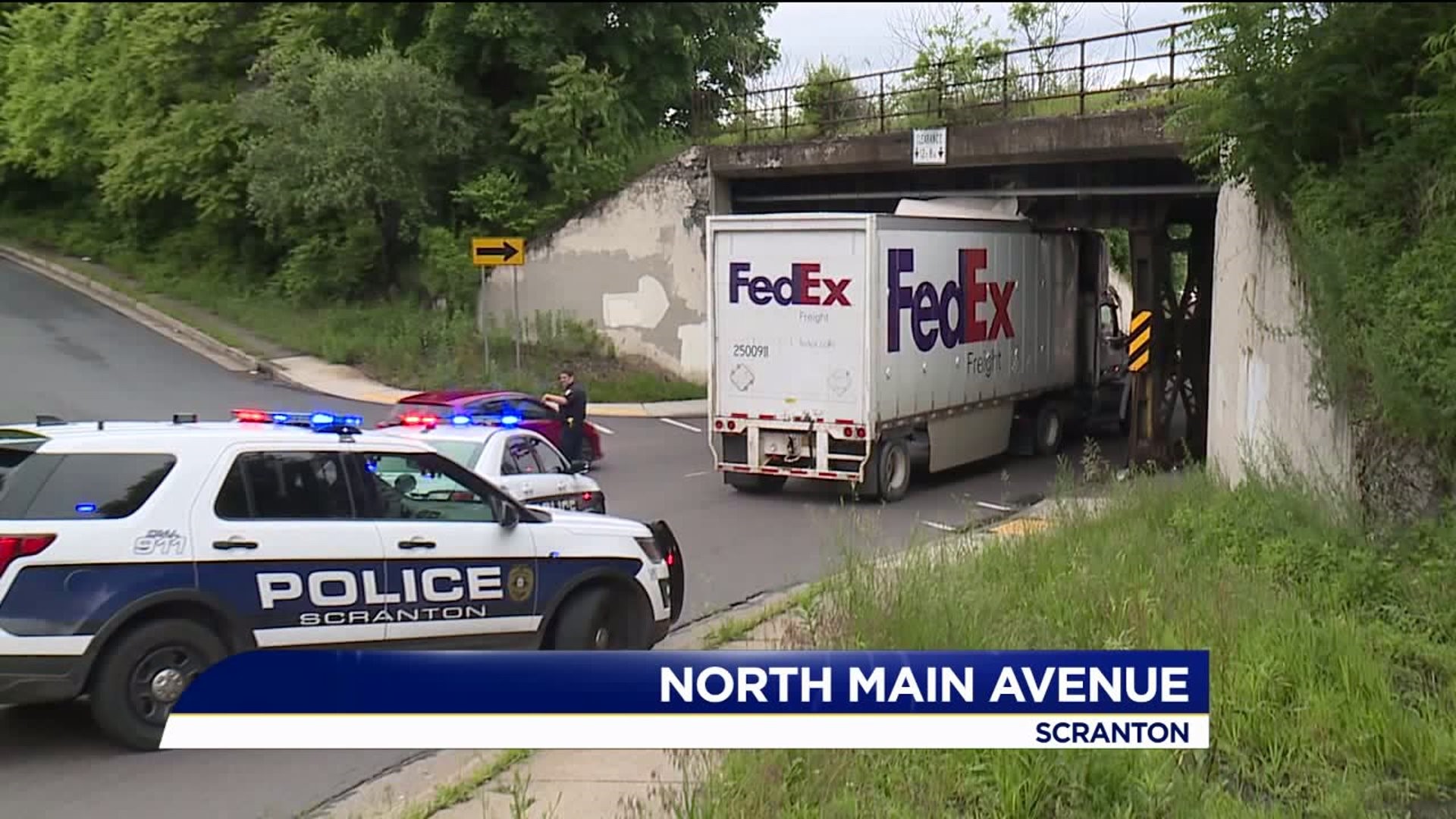 Fed Ex Truck Gets Stuck Under Railroad Bridge in Scranton