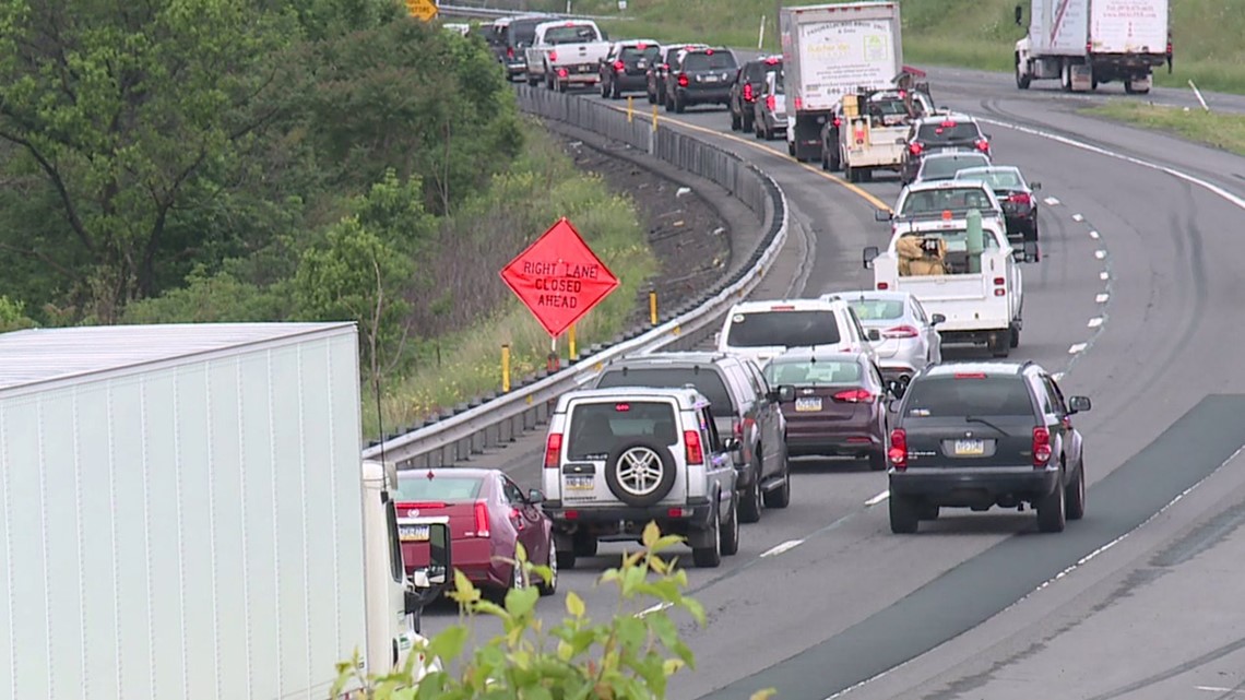 Sign Work Slows I-81 Traffic in Lackawanna County | wnep.com