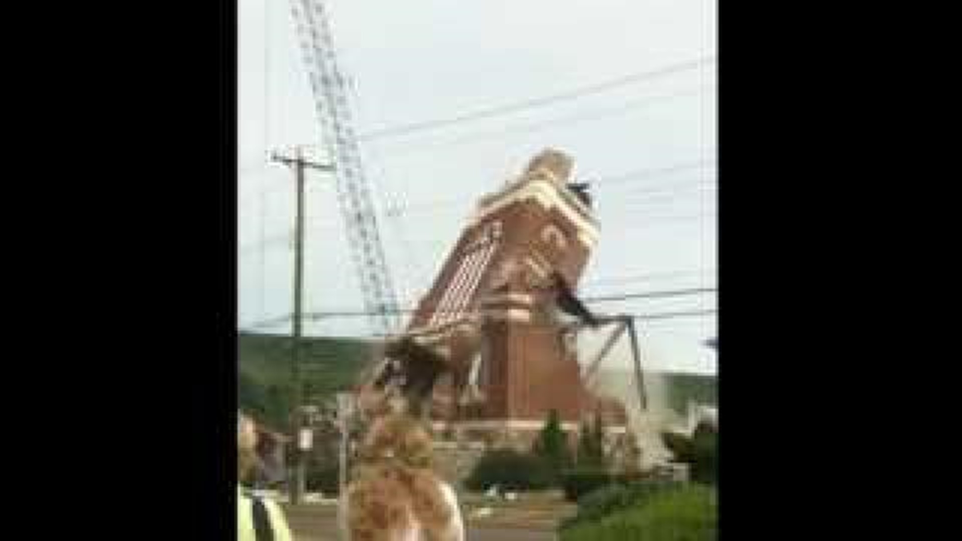 Church Collapse - Cell Phone Video