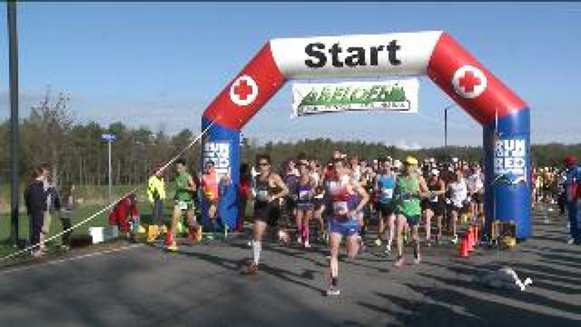 1,400 Take Part in Run for the Red Marathon
