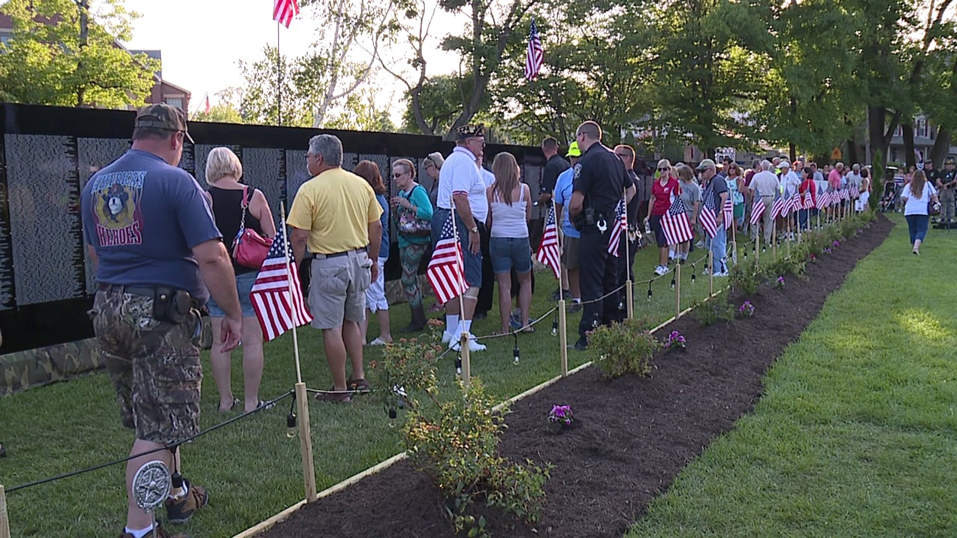 Thousands Visit ‘Moving Wall,’ Vietnam Veterans Memorial Replica