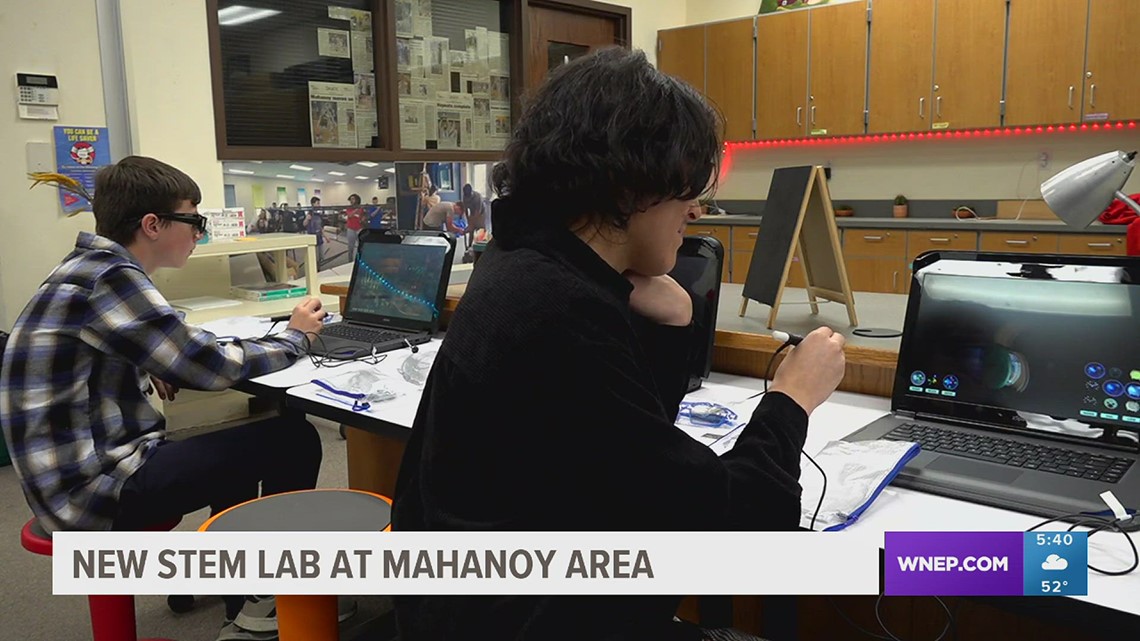 Mahanoy Area School District unveils new STEM lab