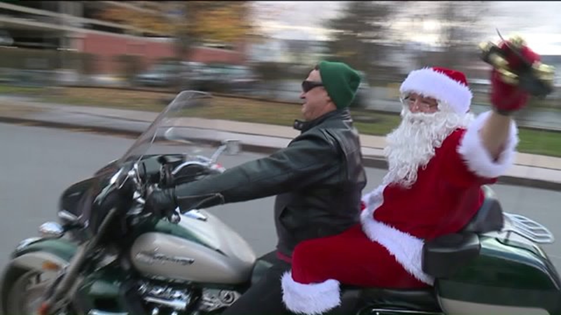 Biker Santa Hands Out Gifts to Children in Wilkes-Barre