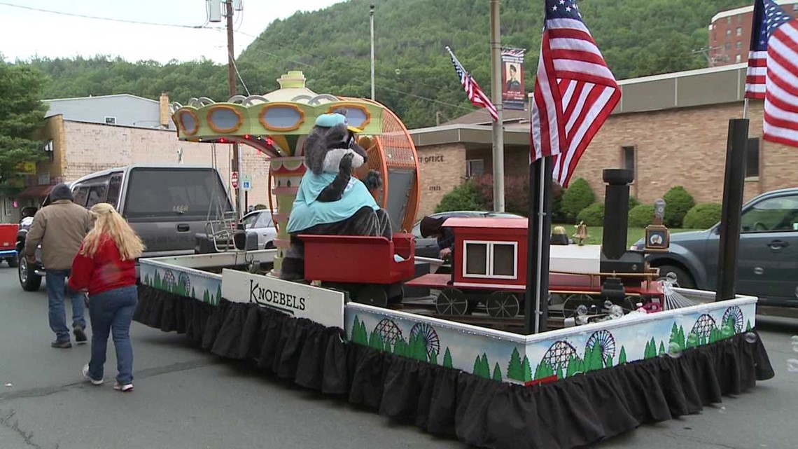 Chilly Start To Shamokin Festival