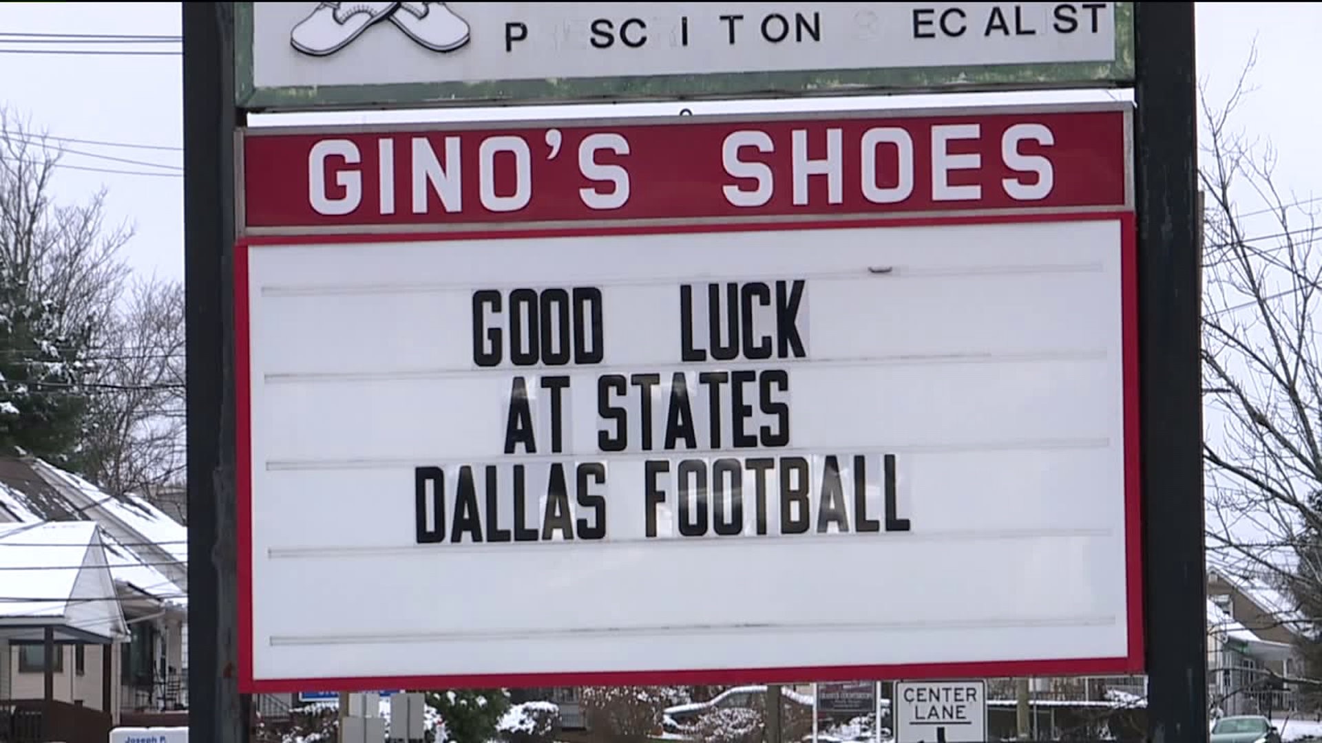 Students, Community Supporting Dallas Football in State Championship Bid